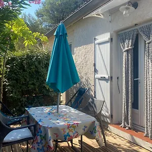 Vakantiehuis Du Vieux Chene, Salavas
